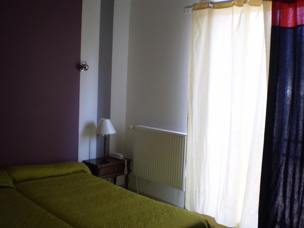 Hotel L Ander Saint-Flour  Pokoj fotografie